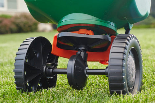 Scotts® Turf Builder® Edgeguard® Mini Broadcast Spreader